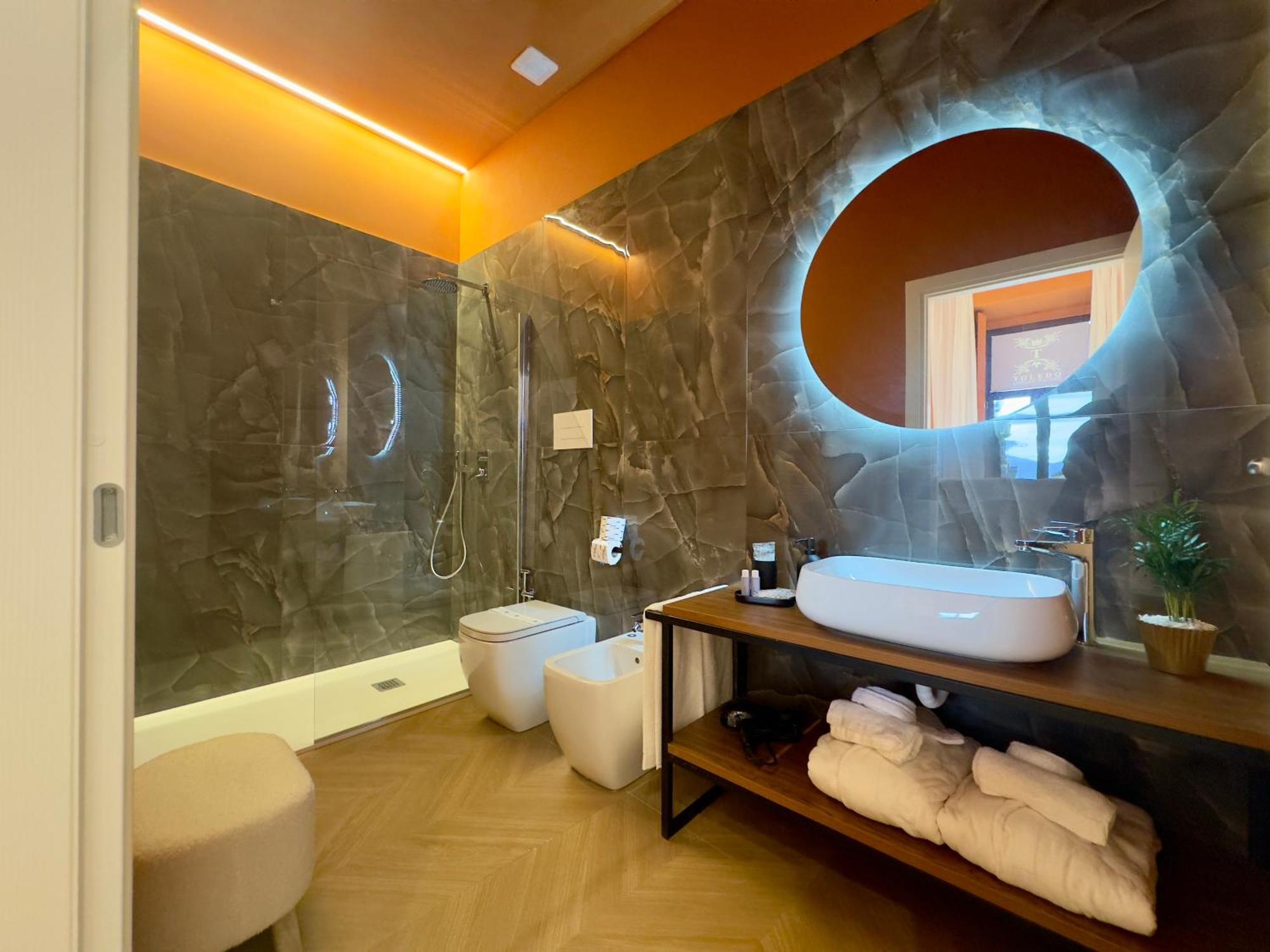 Toledo Luxury Rooms - Lr Collection Naples Exterior photo
