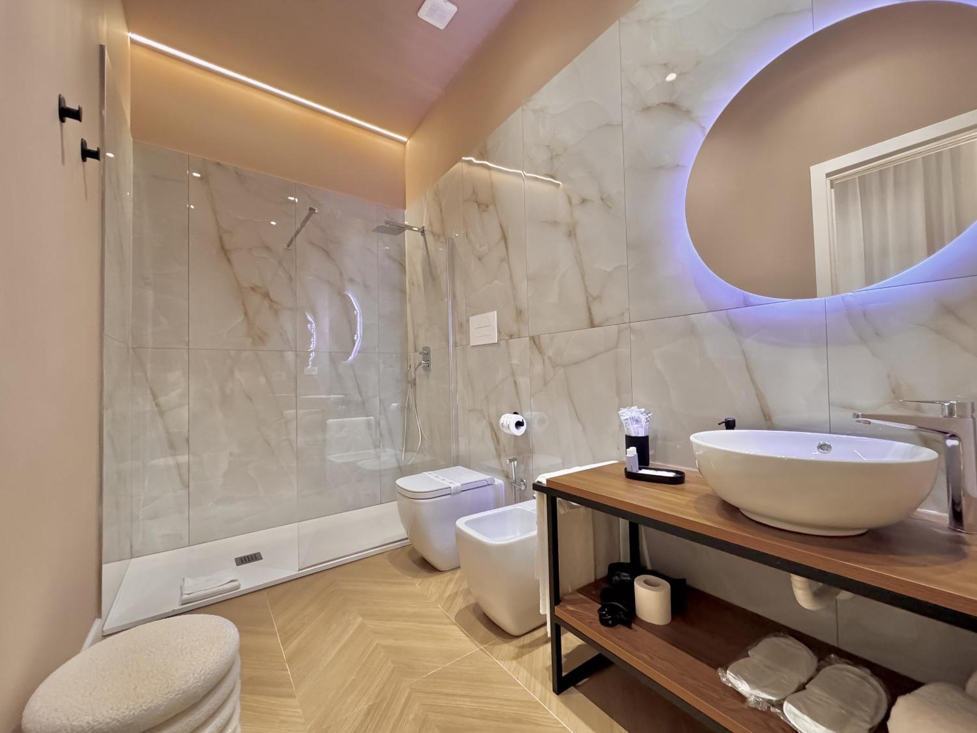 Toledo Luxury Rooms - Lr Collection Naples Exterior photo